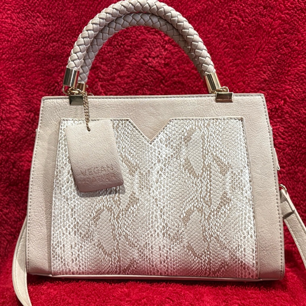 Elegant Beige Handbag